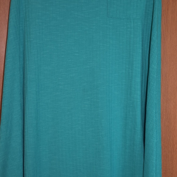 Lula Roe Carly - Picture 3 of 3